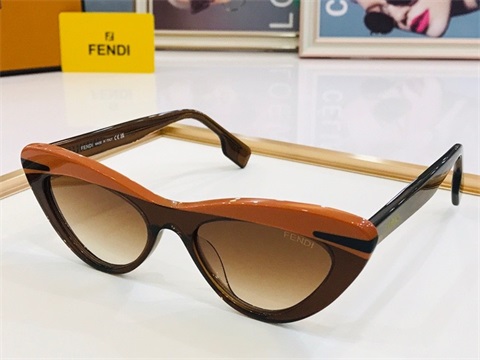 Fendi sunglass-582